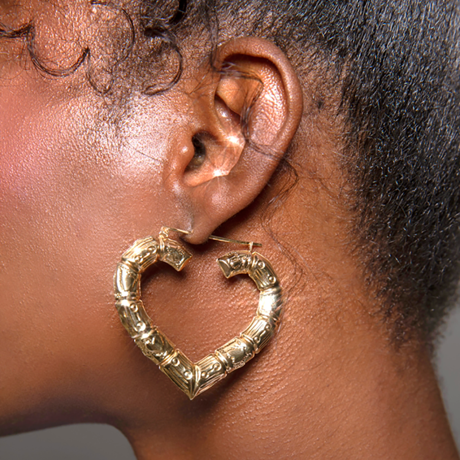 Gold heart bamboo earrings discount